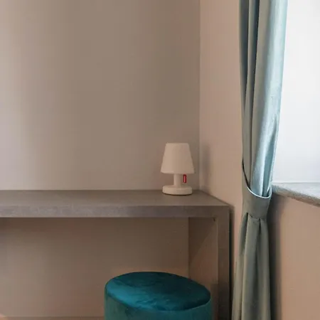 Lucrezia - Vista Langhe - *